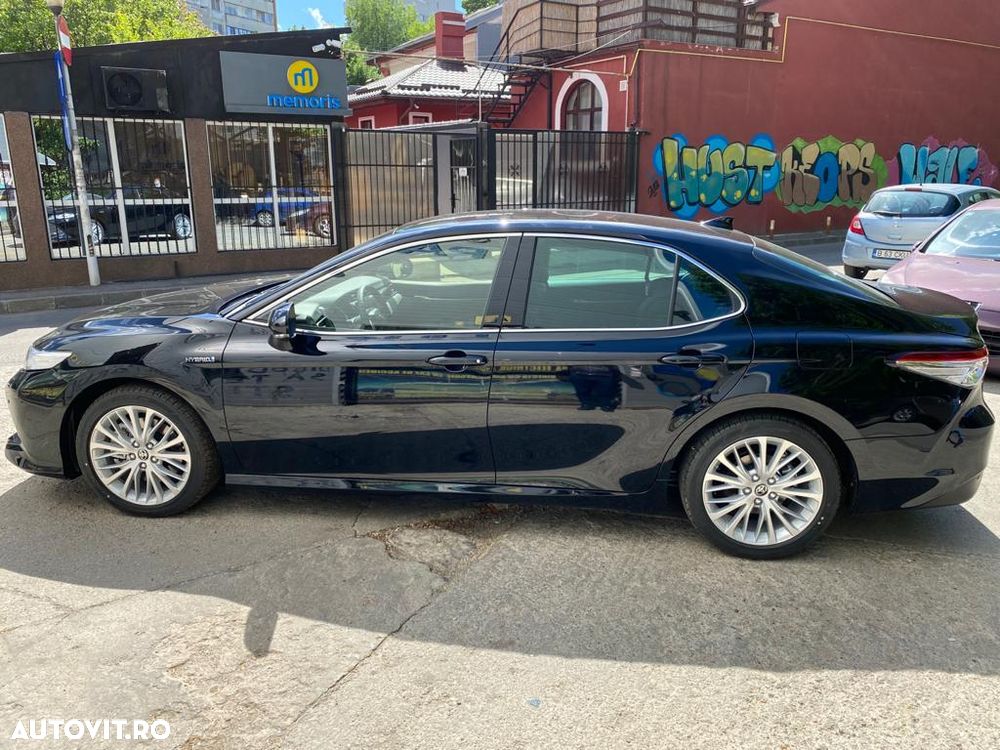 Toyota Camry 2.5 Dynamic - 2