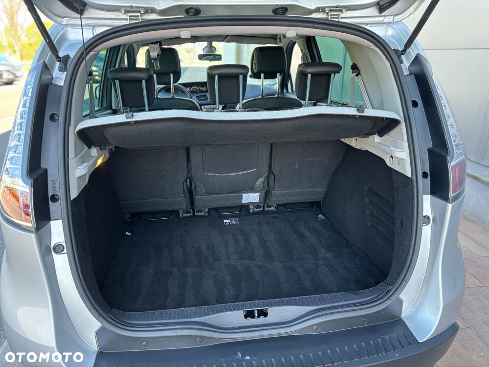 Renault Scenic Energy dCi 130 Euro 6 S&S Bose Edition - 29