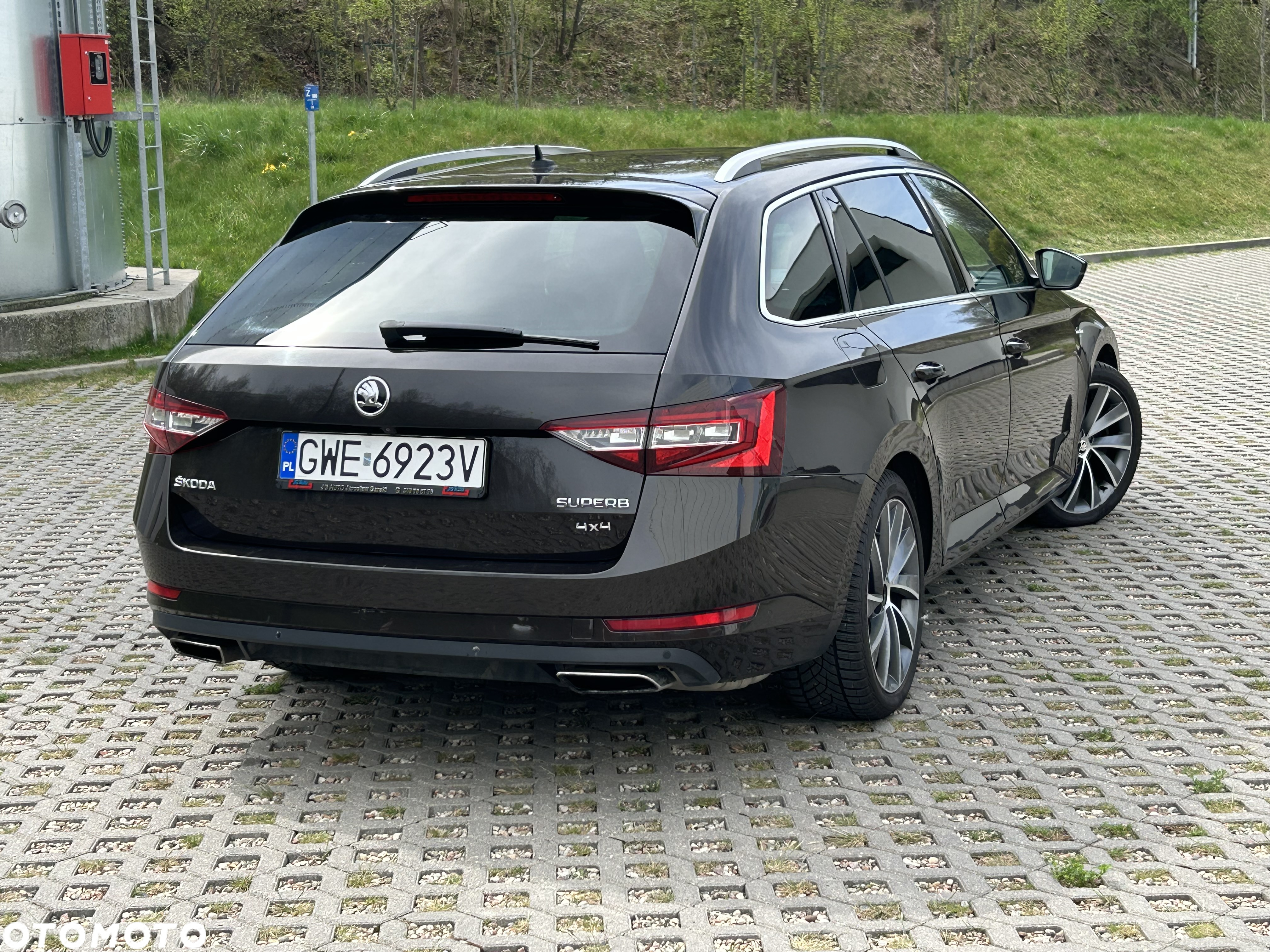 Skoda Superb 2.0 TSI 4x4 L&K DSG - 12