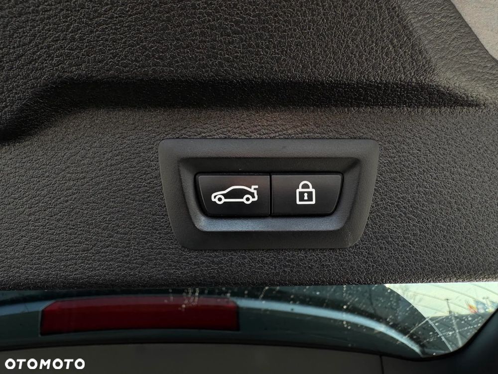 BMW X5 xDrive30d Sport-Aut - 25