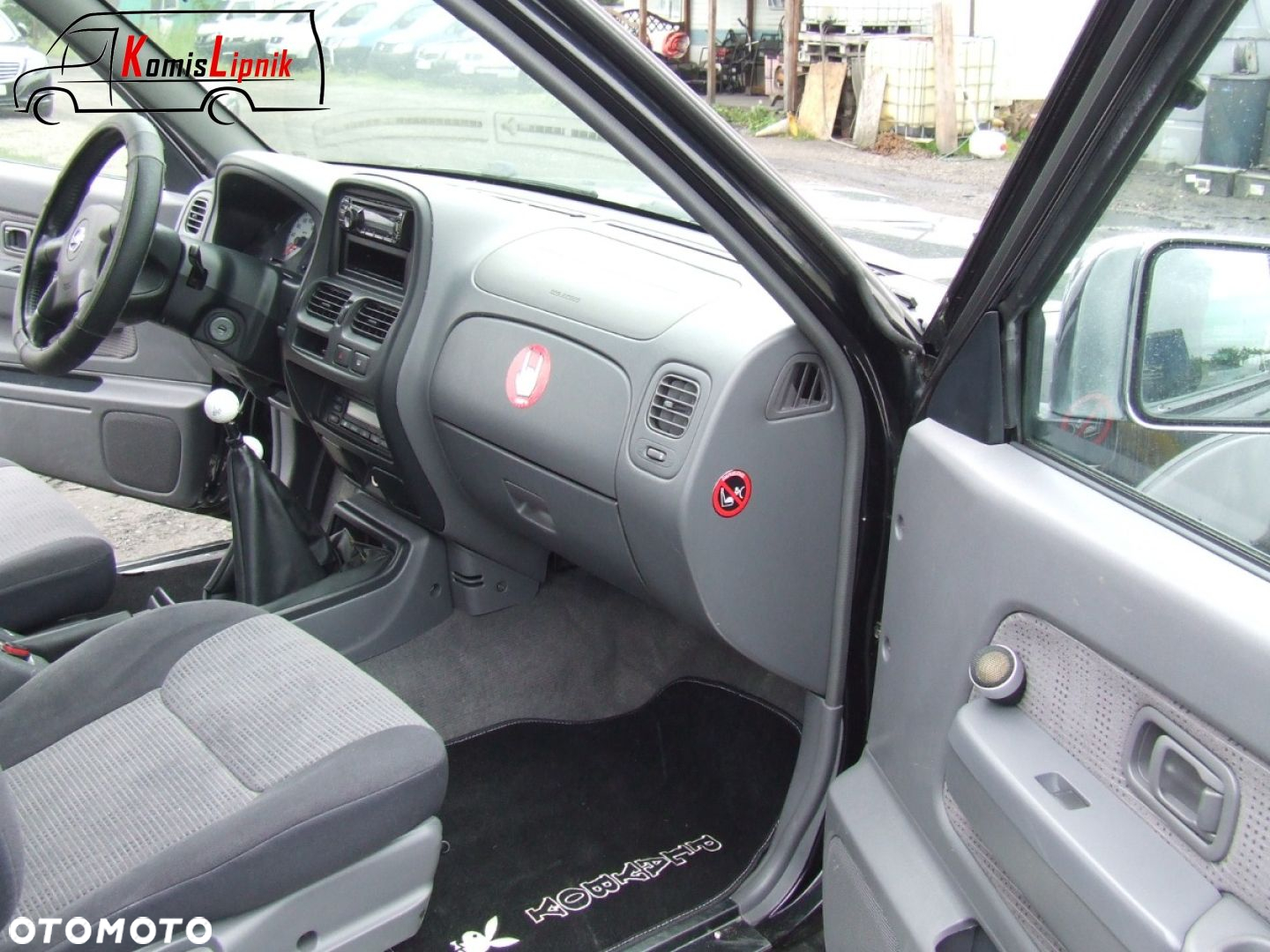 Nissan Nawara - 16