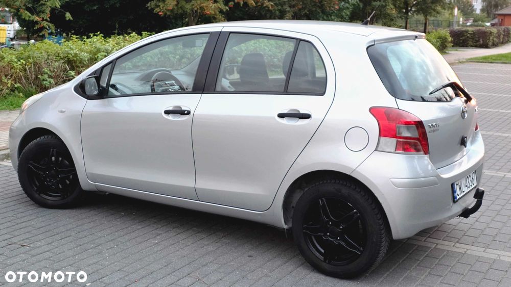 Toyota Yaris - 5