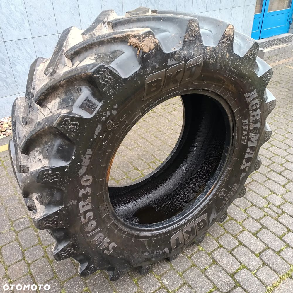 Opona rolnicza BKT AGRIMAX RT 657 540/65R30 - 2