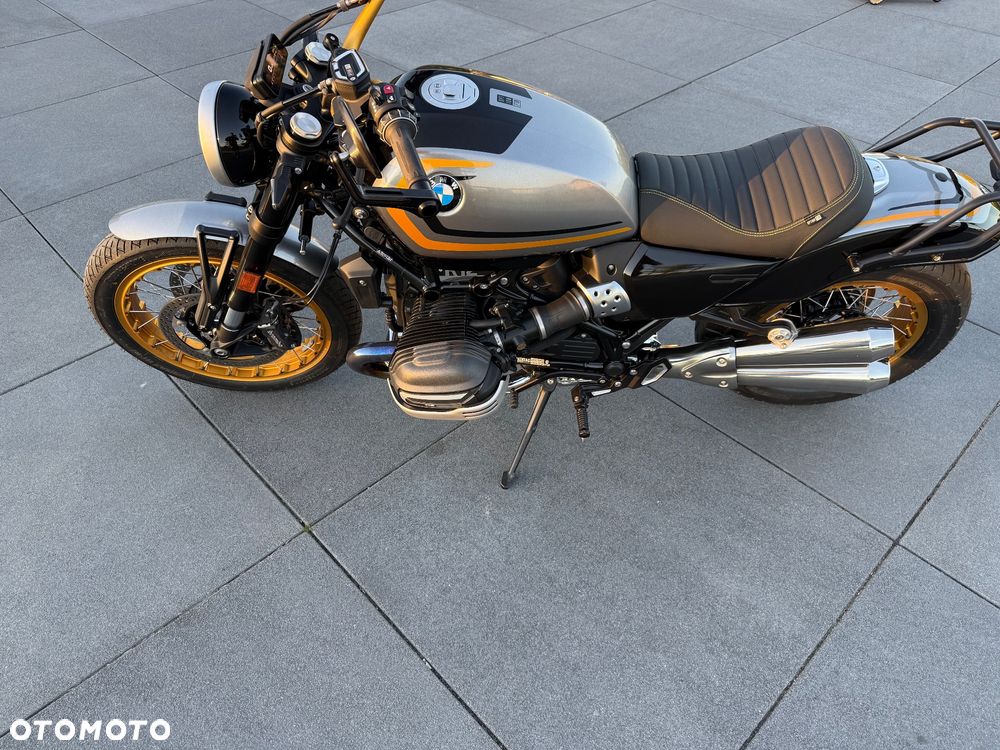 BMW R - 8