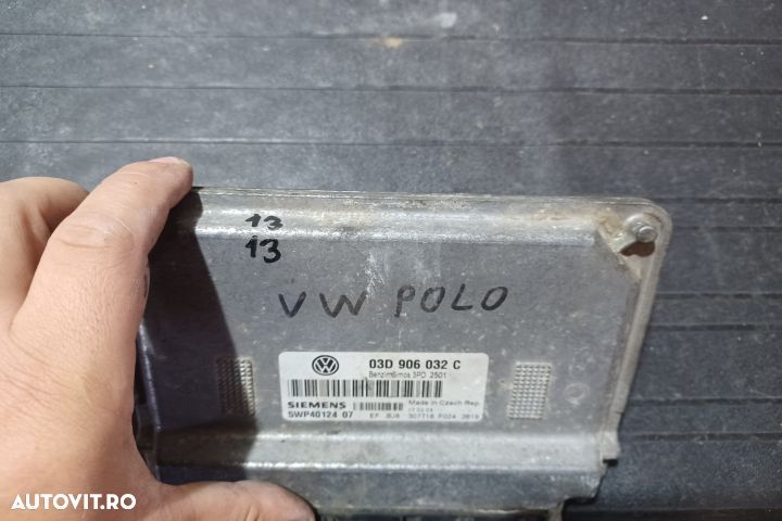 Calculator motor ECU 03D906032C 5WP40124 - 1.2 AWY  03D906032C 5WP401 - 3