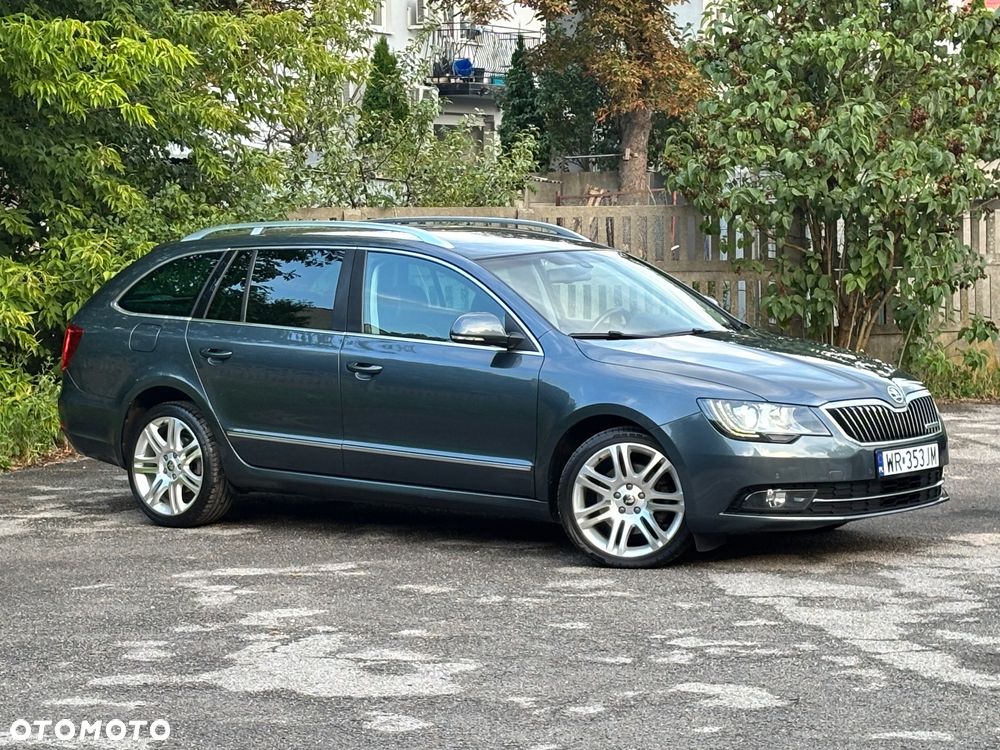 Skoda Superb 1.6 TDI Green tec Exclusive - 11