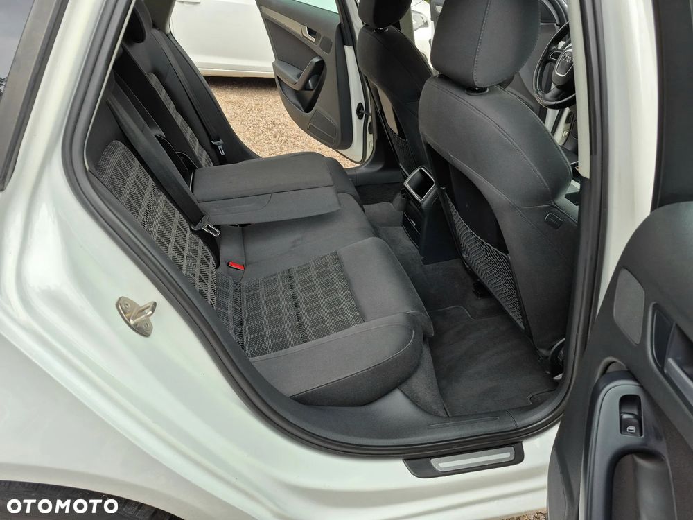 Audi A4 Avant 2.0 TDI DPF Attraction - 17