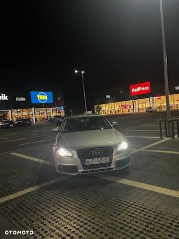 Audi A4 Limousine - 3