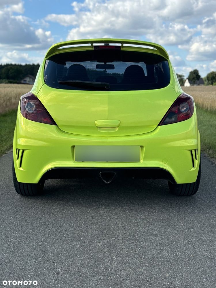 Opel Corsa 1.6T OPC - 2