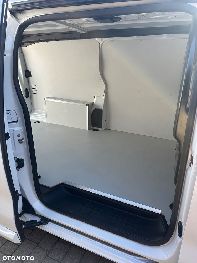 Opel Vivaro - 15
