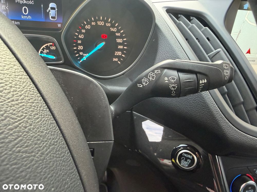 Ford Kuga - 27