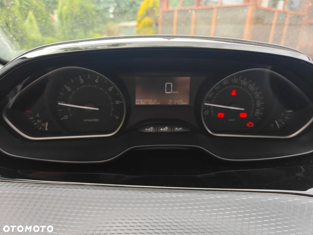 Peugeot 2008 1.2 VTi/Pure Tech Active - 8