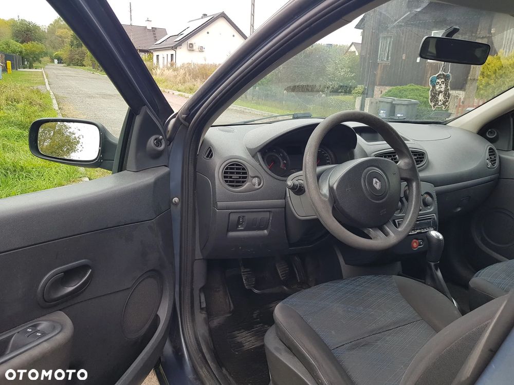 Renault Clio 2007 photo 5