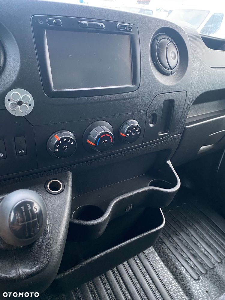 Renault Master - 13