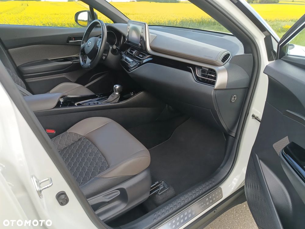 Toyota C-HR - 14