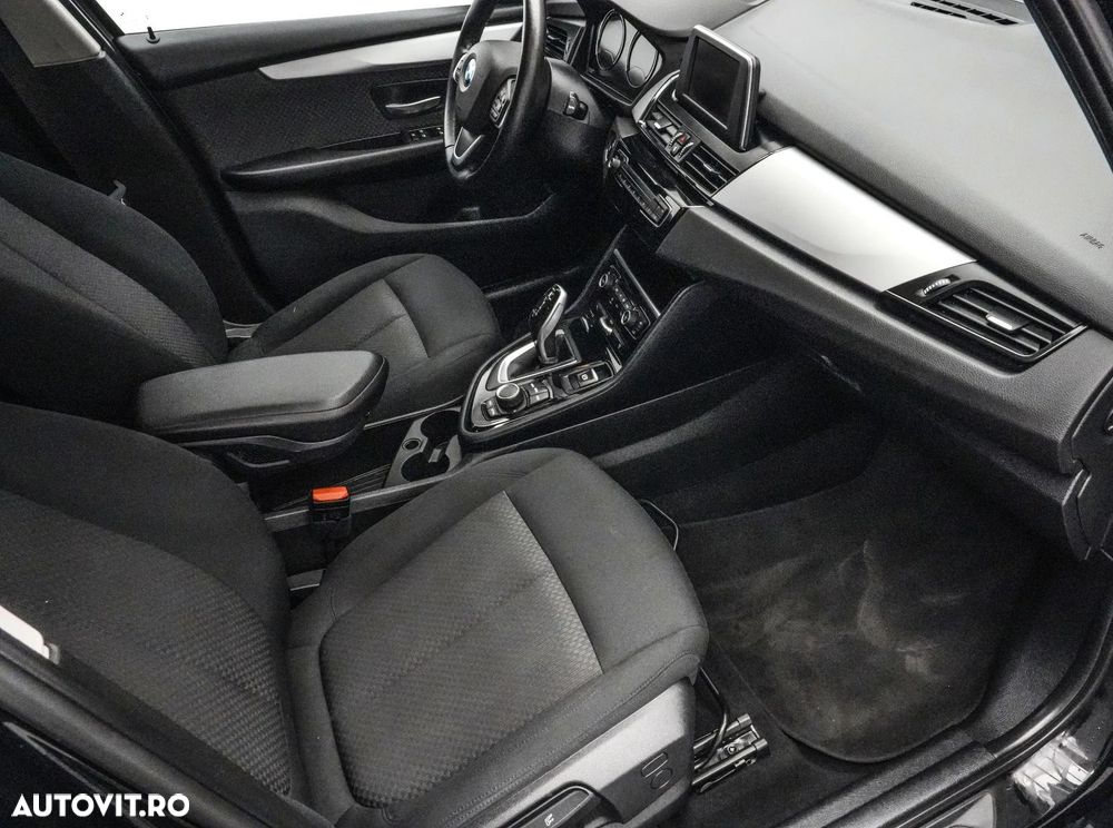 BMW 2 Series 2022 — imagine 12