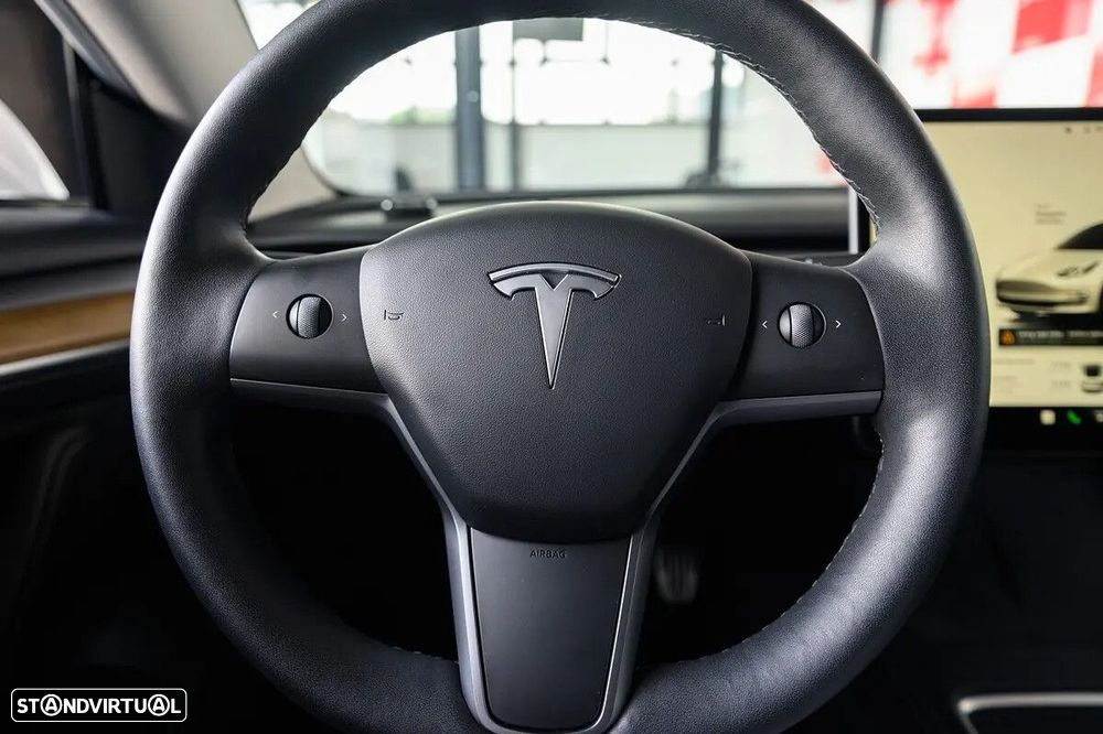 Tesla Model 3 Long Range AWD Dual Motor - 26