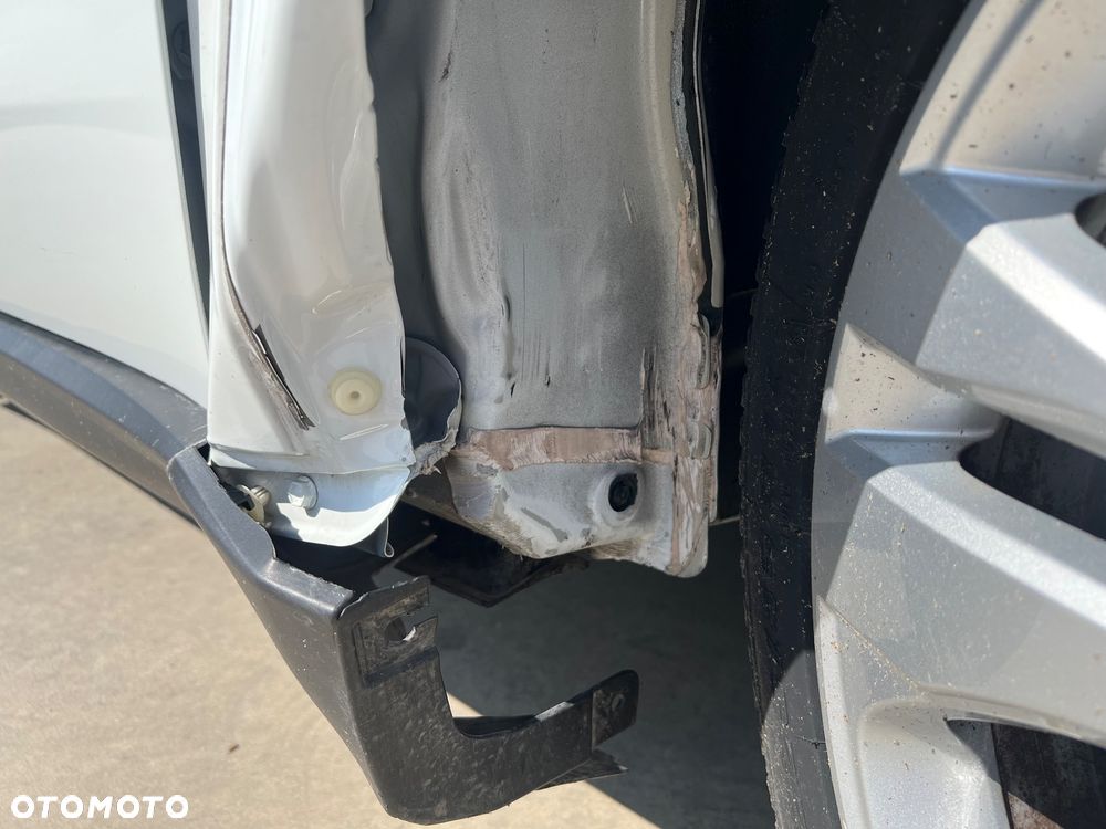 Suzuki S-Cross 1.4 BoosterJet Hybrid ALLGRIP Comfort+ - 37