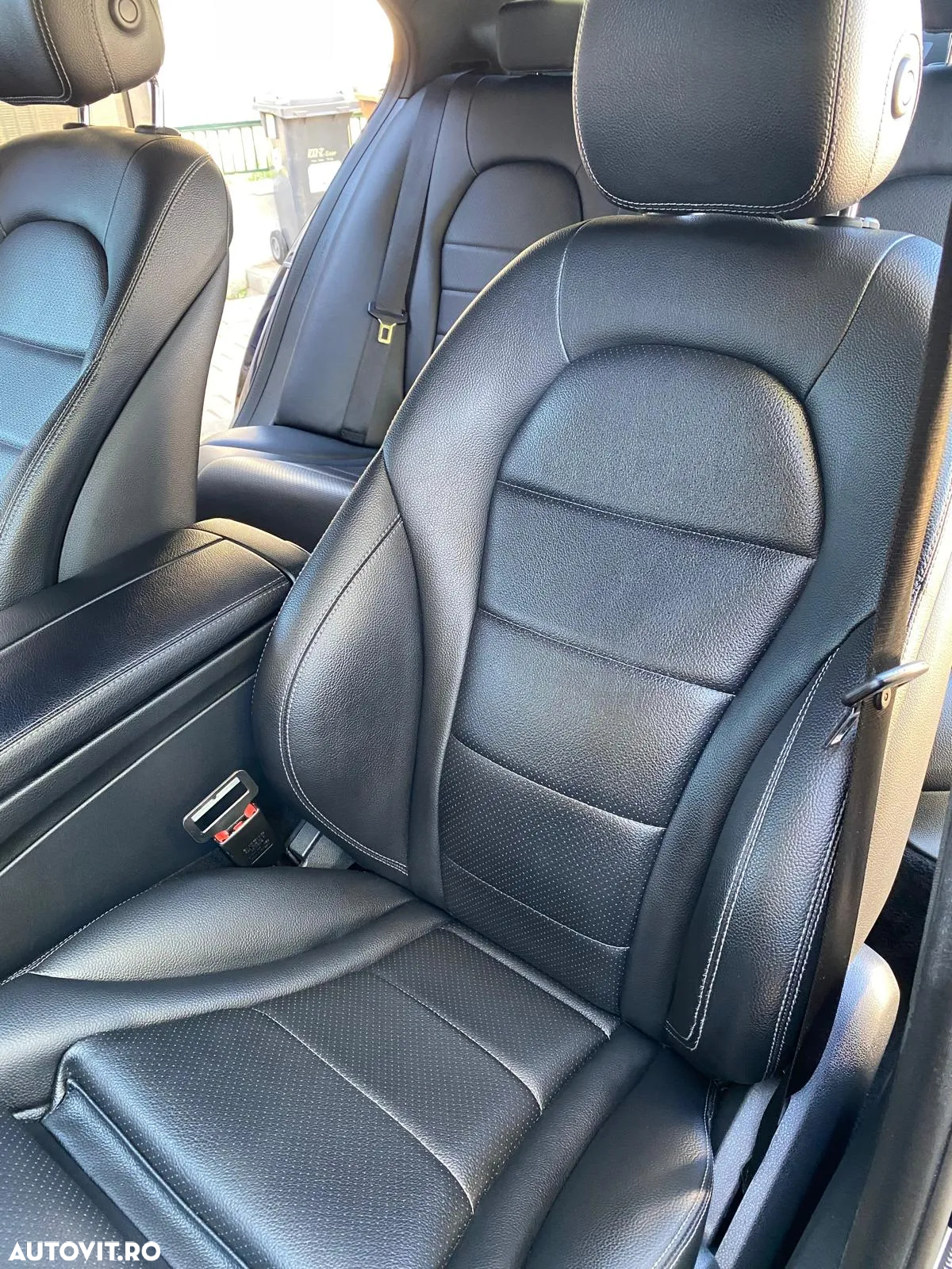 Mercedes-Benz C 400 4Matic 9G-TRONIC AMG Line - 21