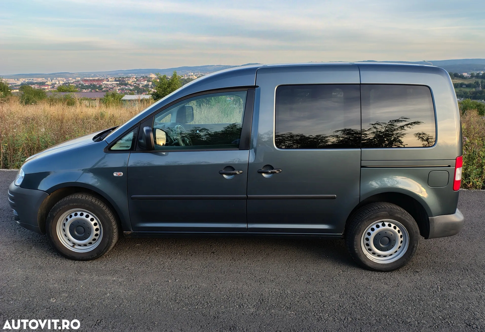 Volkswagen Caddy - 3