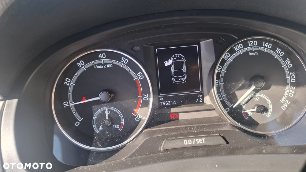 Skoda RAPID Spb 1.0 TSI Ambition - 11