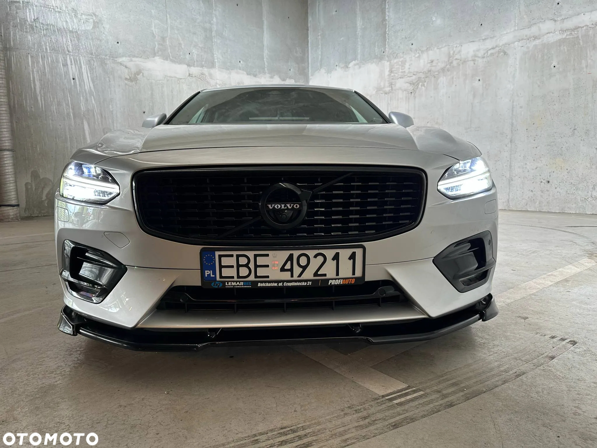 Volvo S90 T6 AWD R-Design - 2