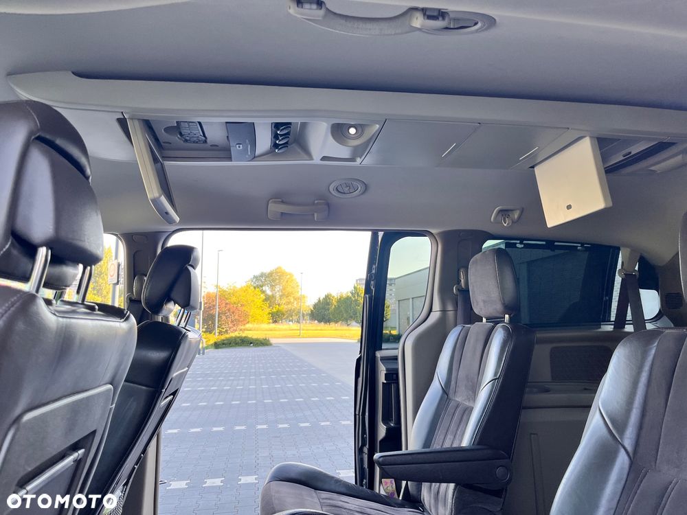 Lancia Voyager 3.6 Platinum - 20