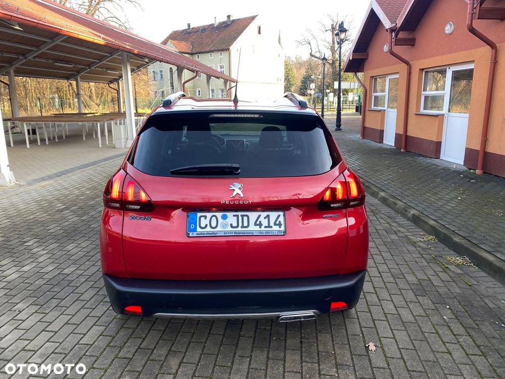 Peugeot 2008 1.2 PureTech GT Line S&S - 13