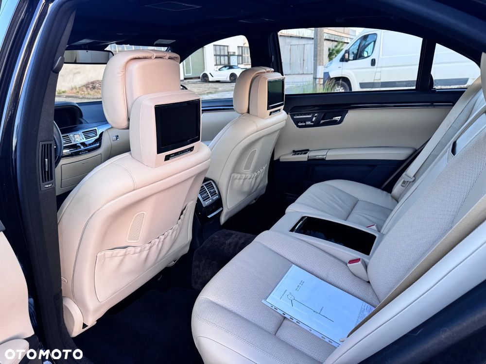 Mercedes-Benz Klasa S 500 4-Matic - 17