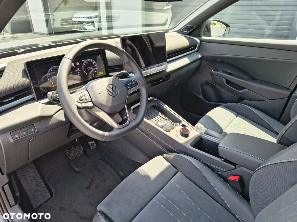 Volkswagen T-Roc 1.5 eTSI Style DSG - 17