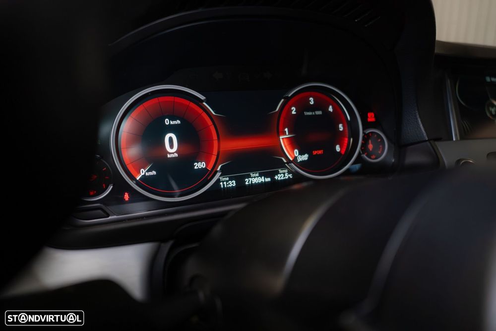 BMW 520 d Pack M - 36