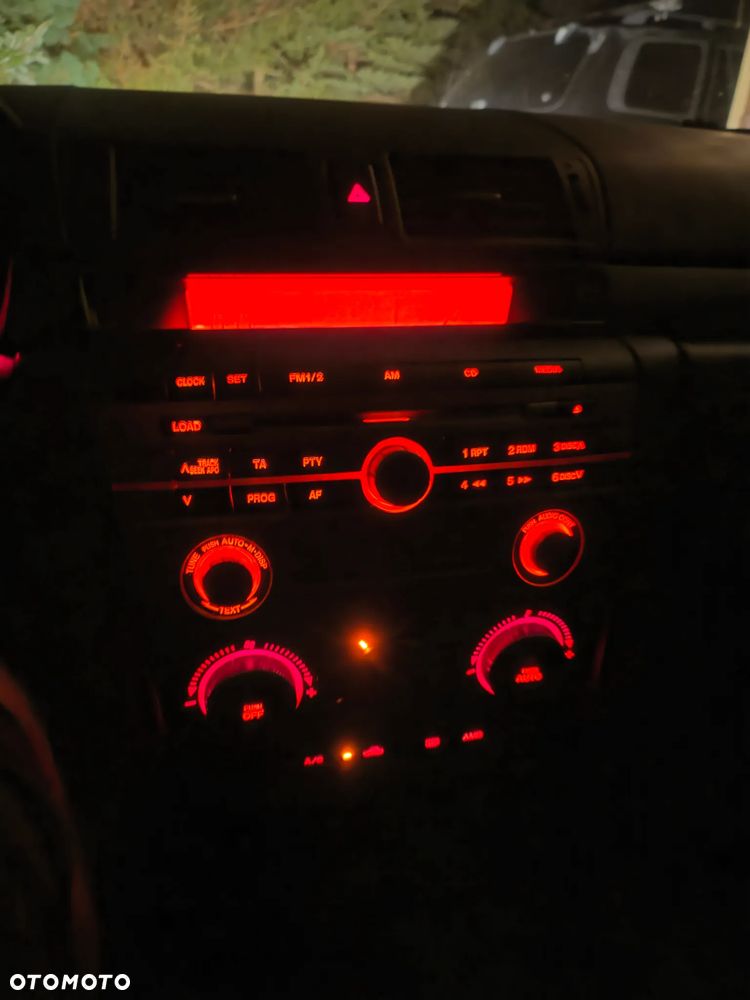 Mazda 3 - 15