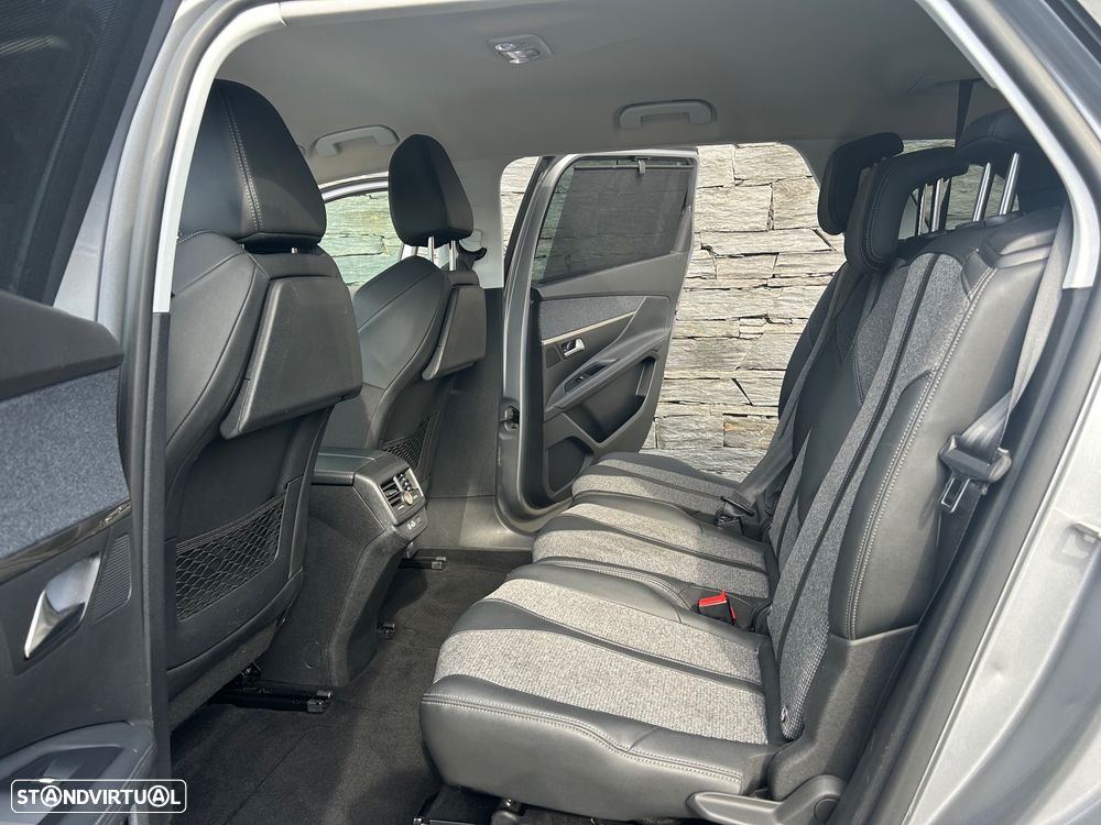Peugeot 5008 BlueHDI 130 EAT8 Allure Pack - 15