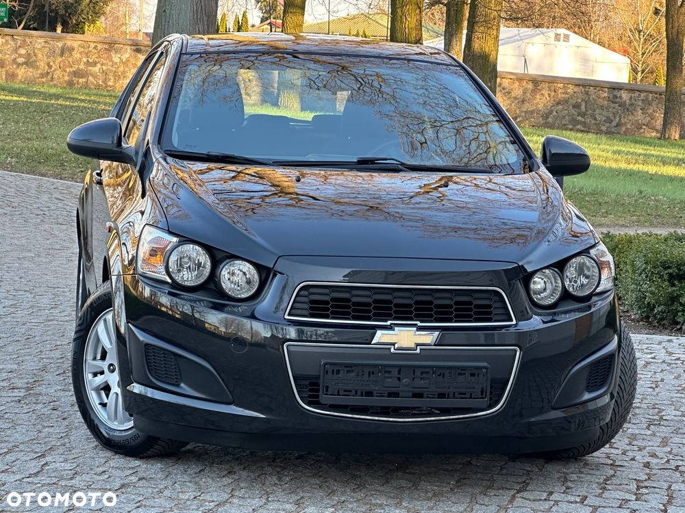 Chevrolet Aveo 1.4 16V Base - 15