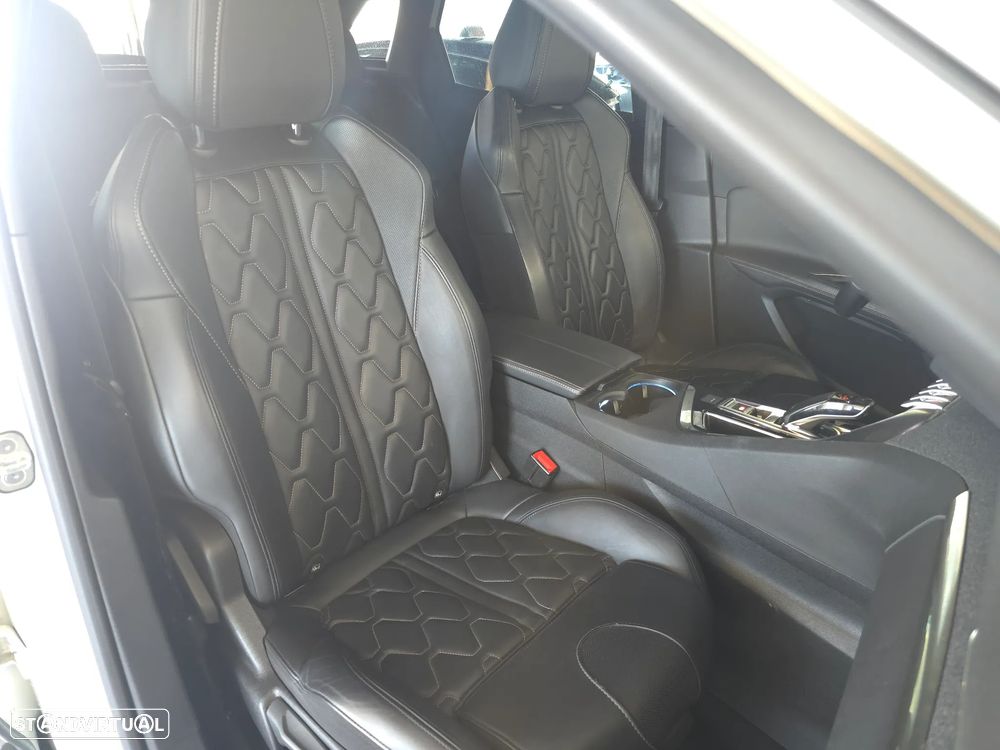 Peugeot 3008 BlueHDi 130 Stop & Start EAT8 GT Pack - 25