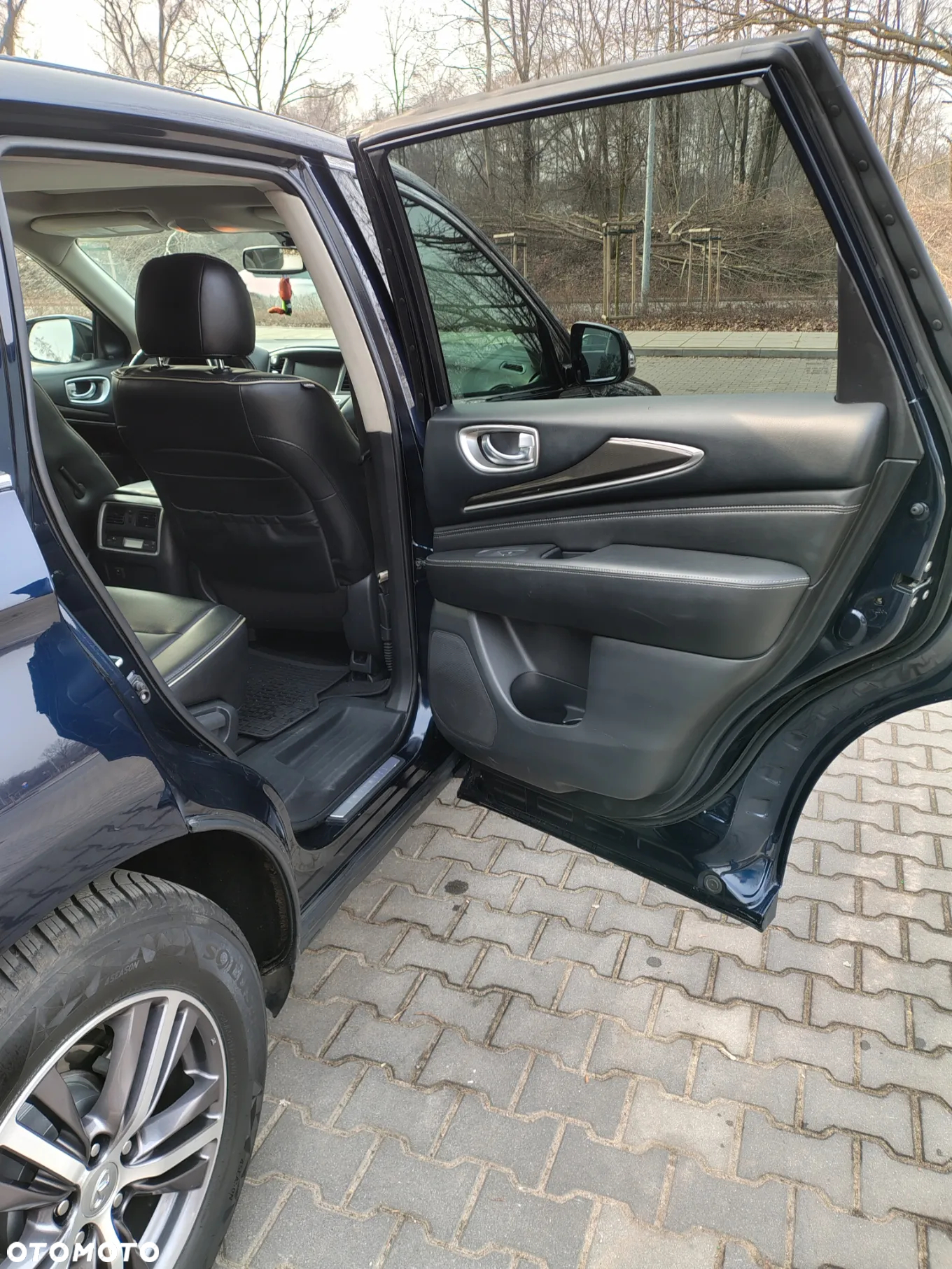 Infiniti QX60 - 14