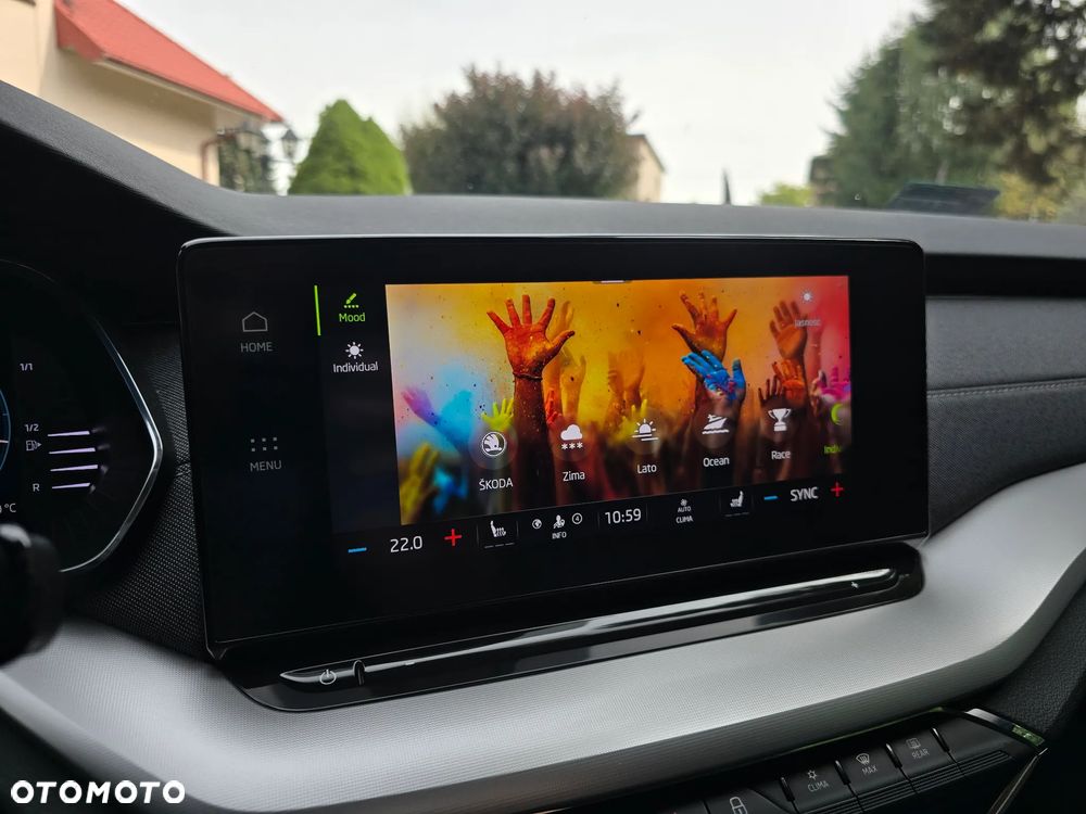 Skoda Octavia 2.0 TDI Style DSG - 26