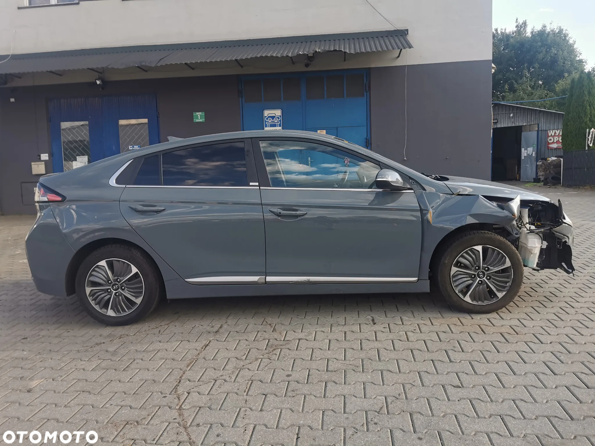 Hyundai IONIQ plug-in hybrid Premium - 6