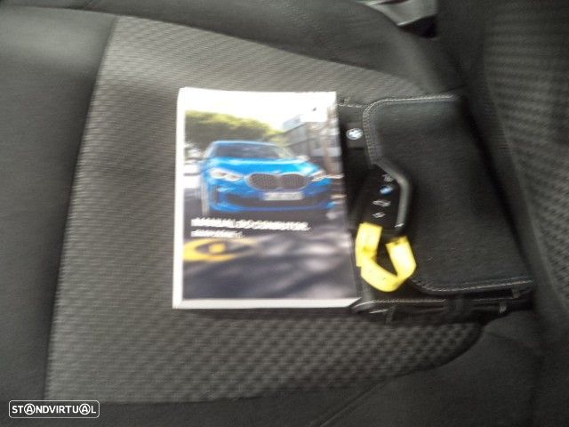 BMW 116 i Line Luxury - 22