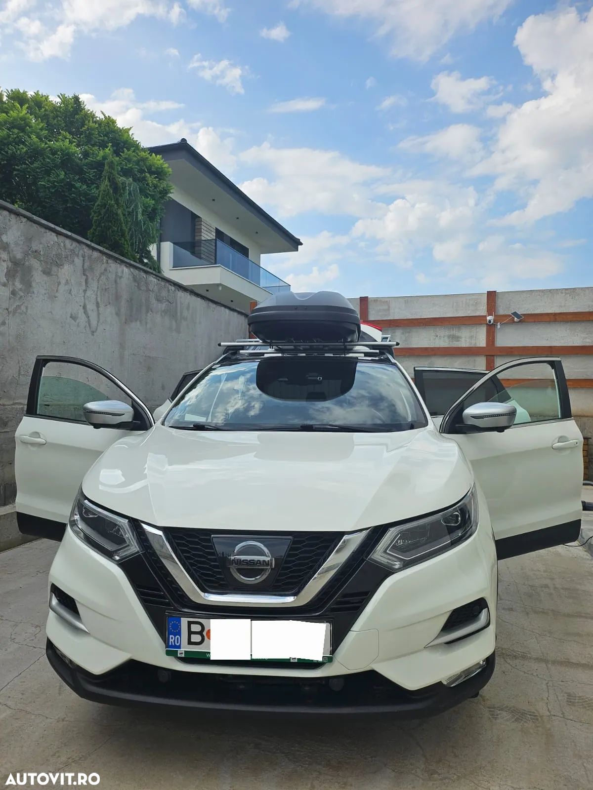 Nissan Qashqai 1.2 DIG-T Xtronic TEKNA+ - 1