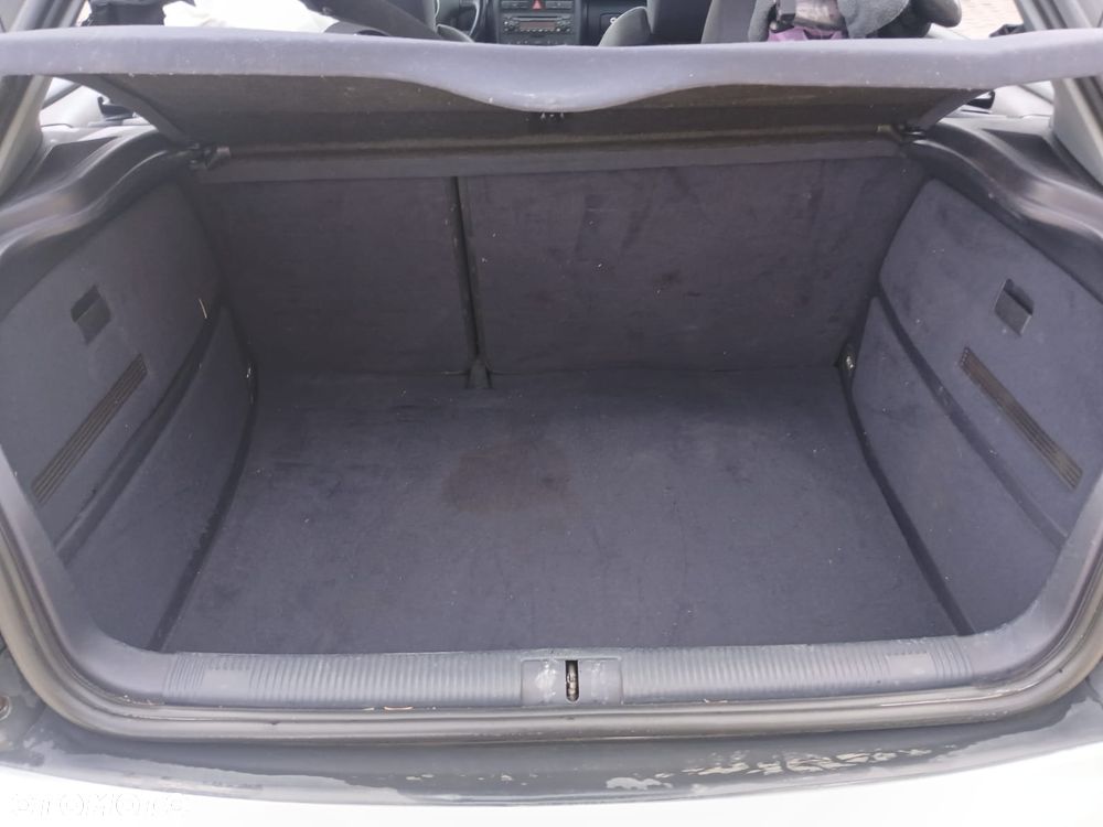 Audi A3 3-drzwiowe 1.6 S Line Sportpaket plus - 18