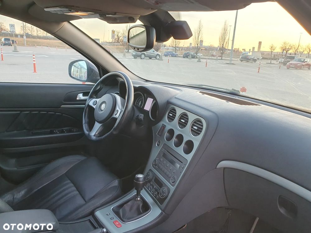 Alfa Romeo 159 1.9 JTDM 16V DPF - 10