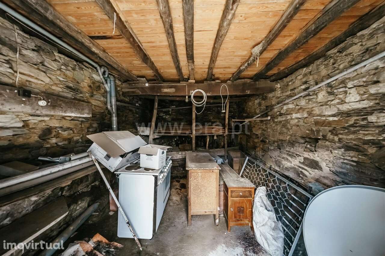 Moradia Geminada T3 / Covilhã, Sobral de São Miguel - Grande imagem: 3/16