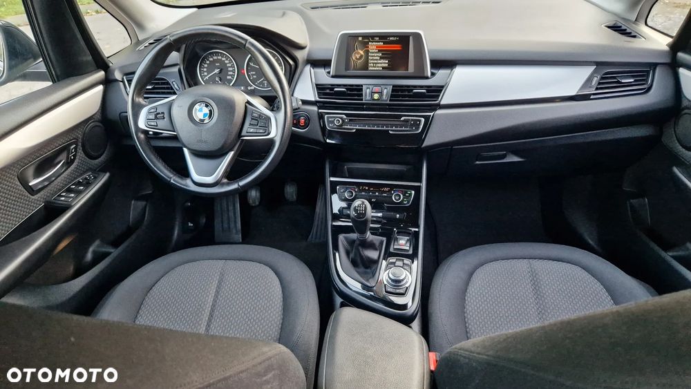 BMW Seria 2 216d Active Tourer Luxury Line - 12