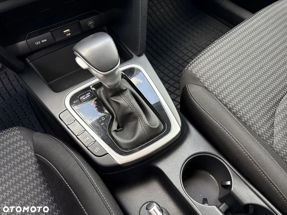 Kia Ceed 1.5 T-GDI M DCT - 17