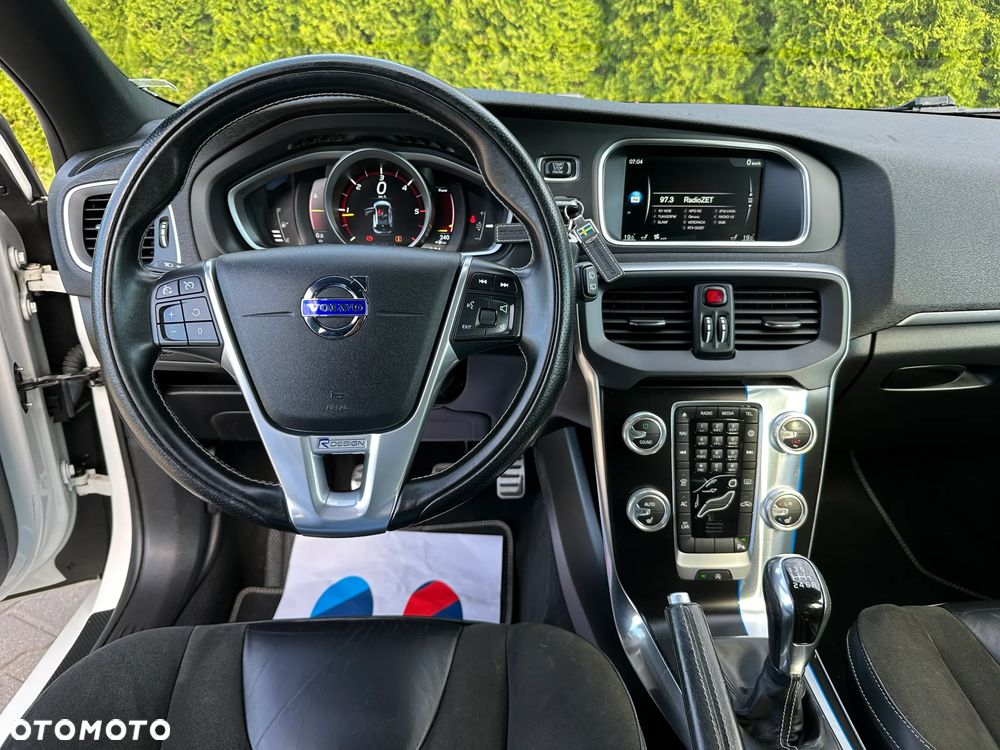 Volvo V40 D2 RDesign - 23