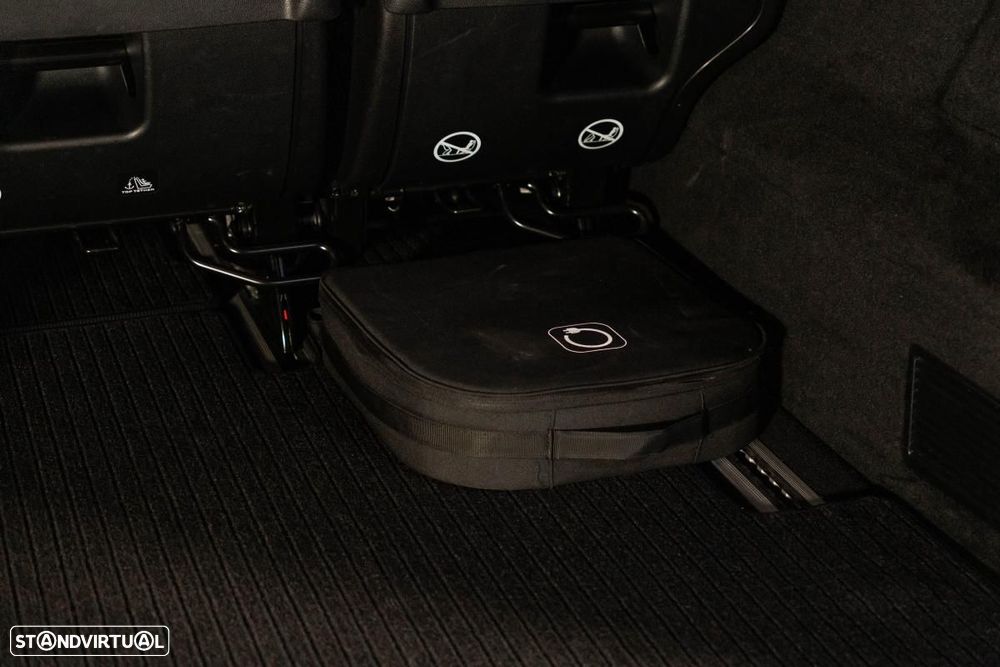 Mercedes-Benz EQV 300 Longo - 48