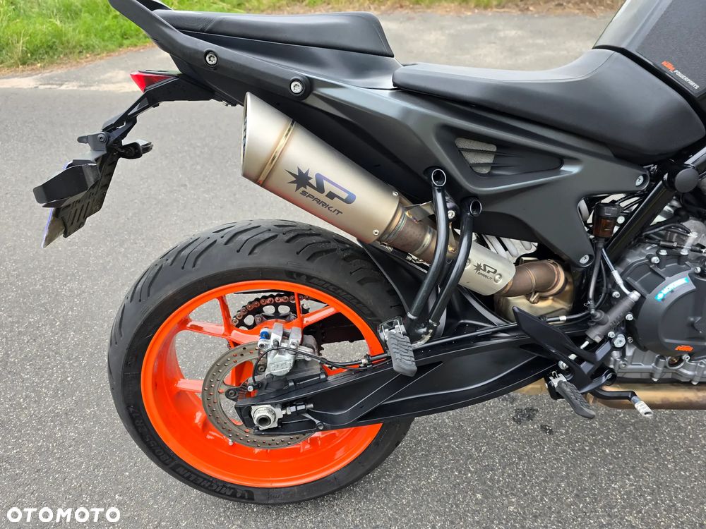 KTM Duke 790 - 12