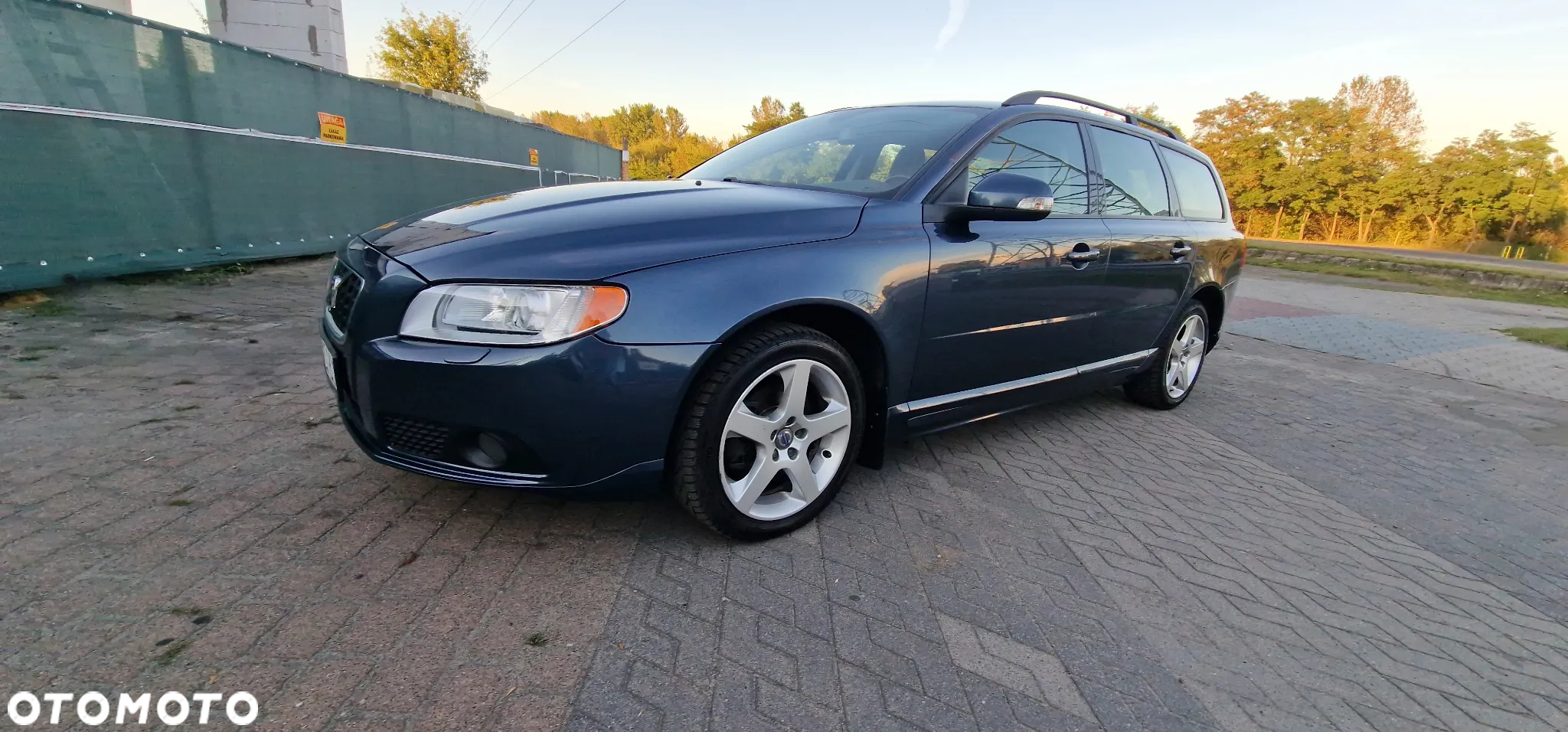 Volvo V70 2.0 Momentum - 18