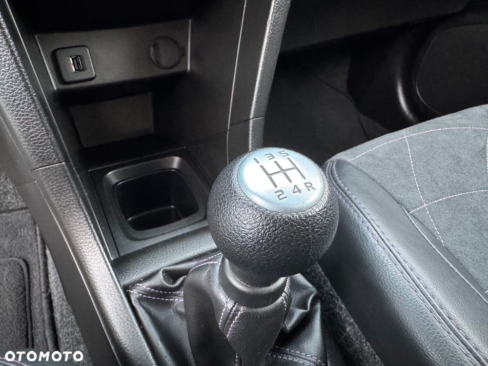 Suzuki Swift 1.2 Premium - 25